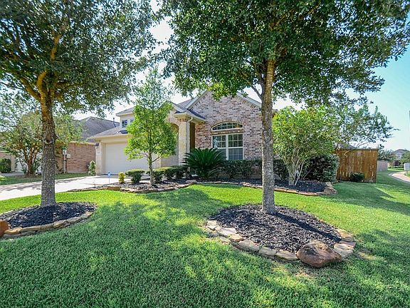 2nd image of 8202 Dusty Canyon Ln