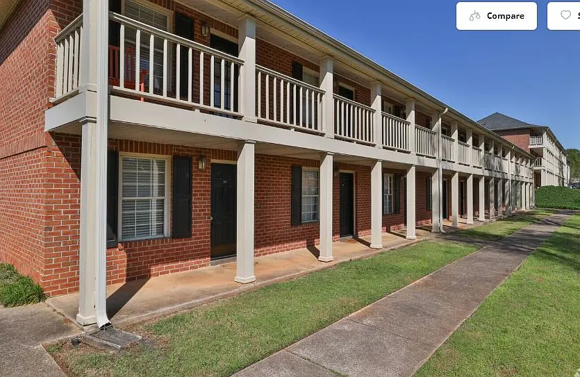 250 Elm St #826