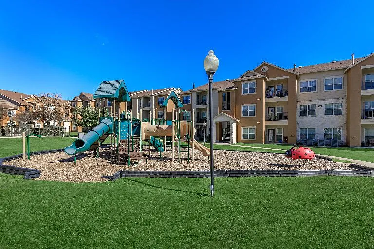 Southpark Ranch — Photo 10