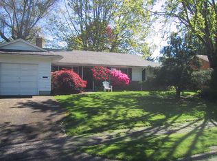 12230 SW Foothill Dr, Portland, OR 97225