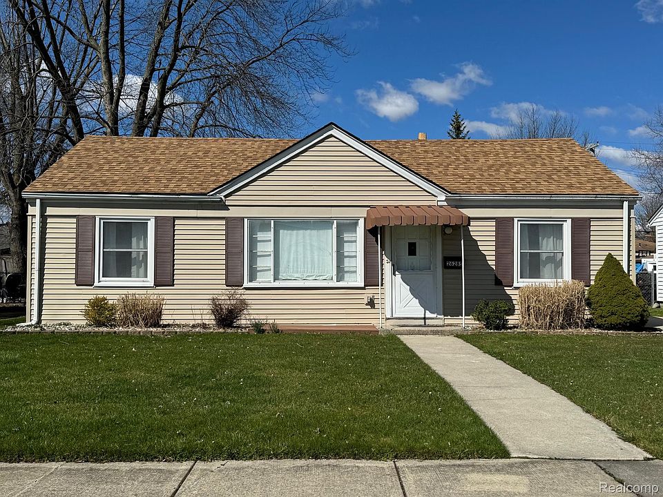 1st image of 26285 Normandy St