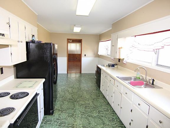 5th image of 180 McCloud Ln