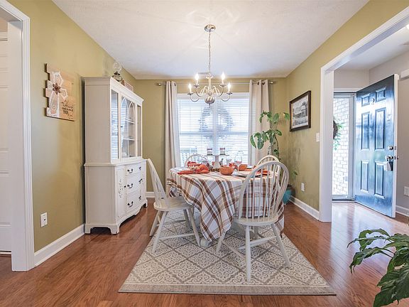 3rd image of 1038 Coral Dr