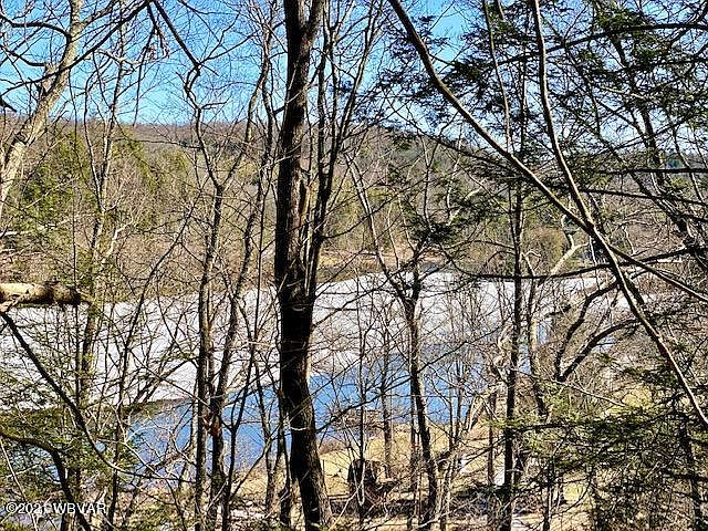 1st image of Lakeside Dr