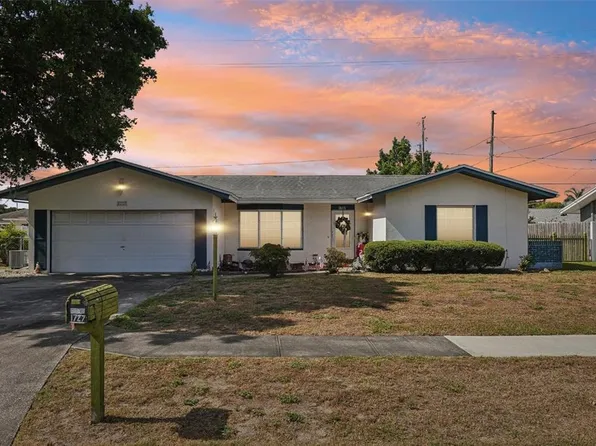 1727 Ashton Abbey Rd, Clearwater, FL 33755
