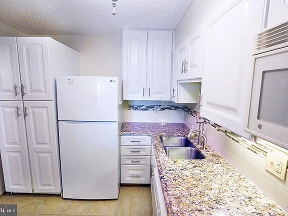 4th image of 5903 Mount Eagle Dr APT 1407