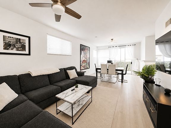 4th image of 30902 Clubhouse Dr Unit 19C