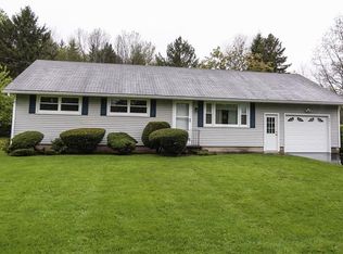 6011 Walworth Rd, Ontario, NY 14519