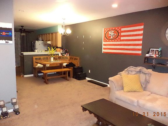 2nd image of 128 Delaware Trl