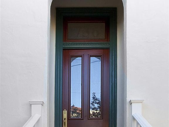 3rd image of 736 S Van Ness Ave