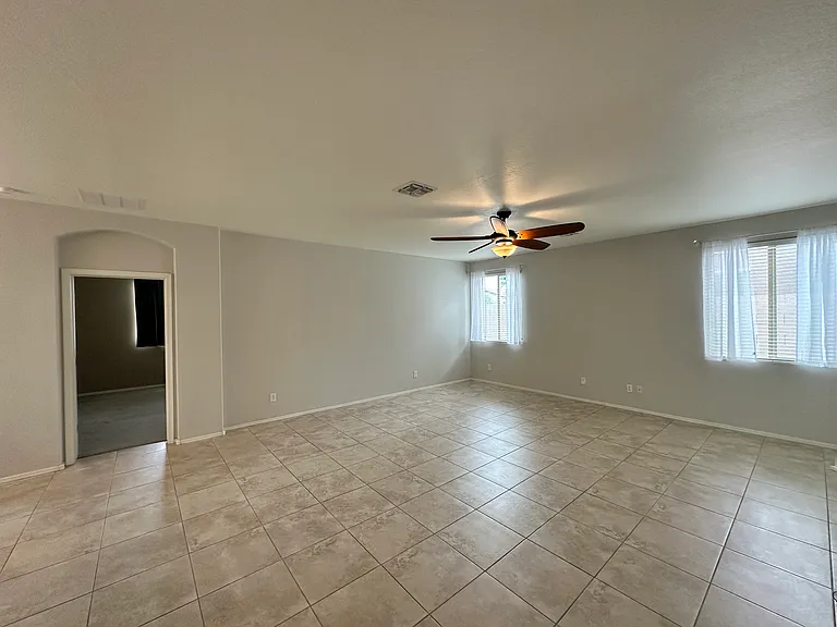 17845 W Desert Trumpet Rd — Photo 8