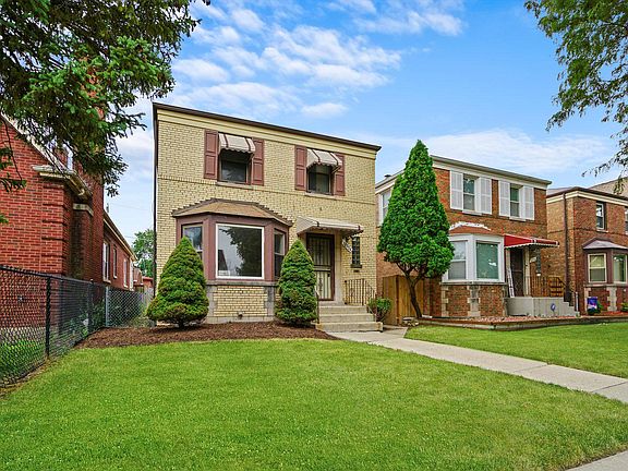 4th image of 10354 S Calumet Ave