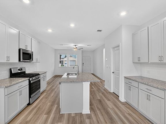 3rd image of 14120 Matterod Dr