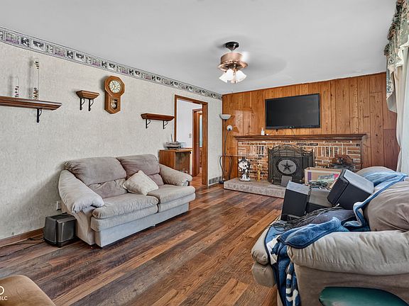 5th image of 5192 Mount Pleasant North St
