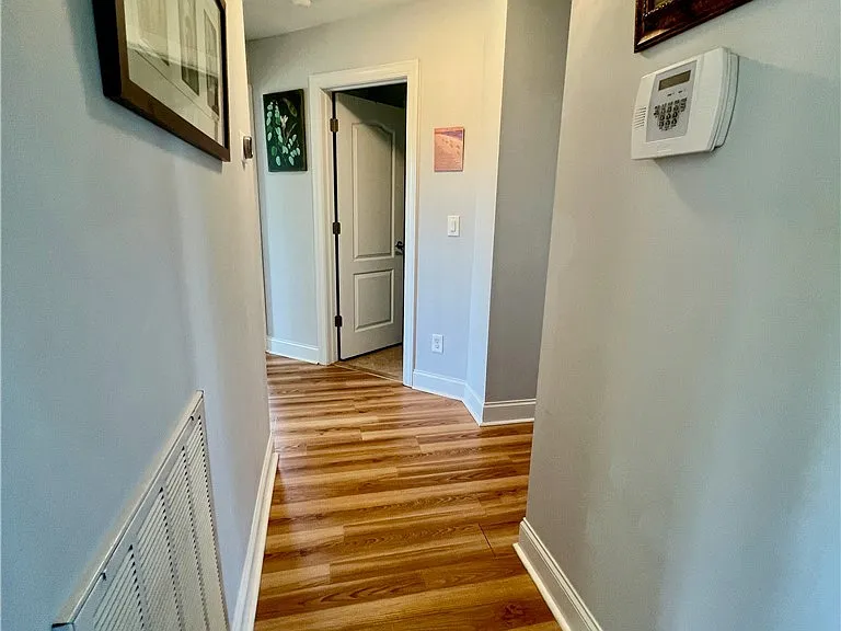 36 Abram Ct — Photo 7