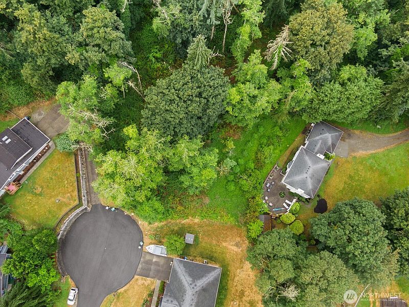 5th image of 4416 B SW 310th Street