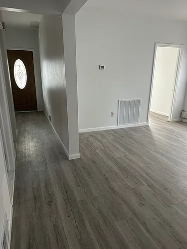 186 Arlington Blvd Photo 1