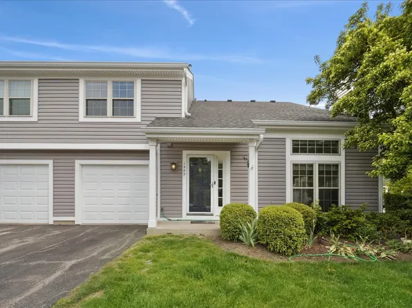 1242 N Knollwood Dr Unit 1242, Palatine, IL 60067