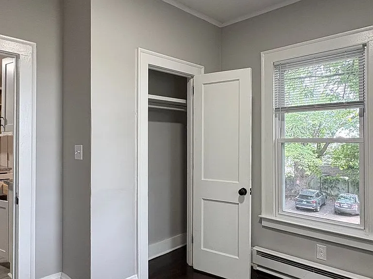 200 Main St. - Red Pod — Photo 14