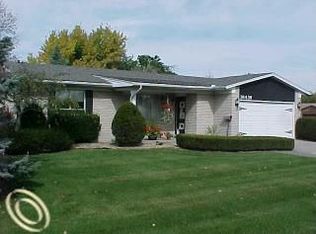 36438 Six Mile Rd, Livonia, MI 48152