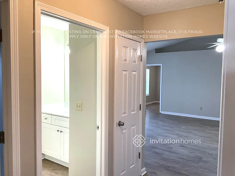 12520 Larkstone Ct — Photo 8