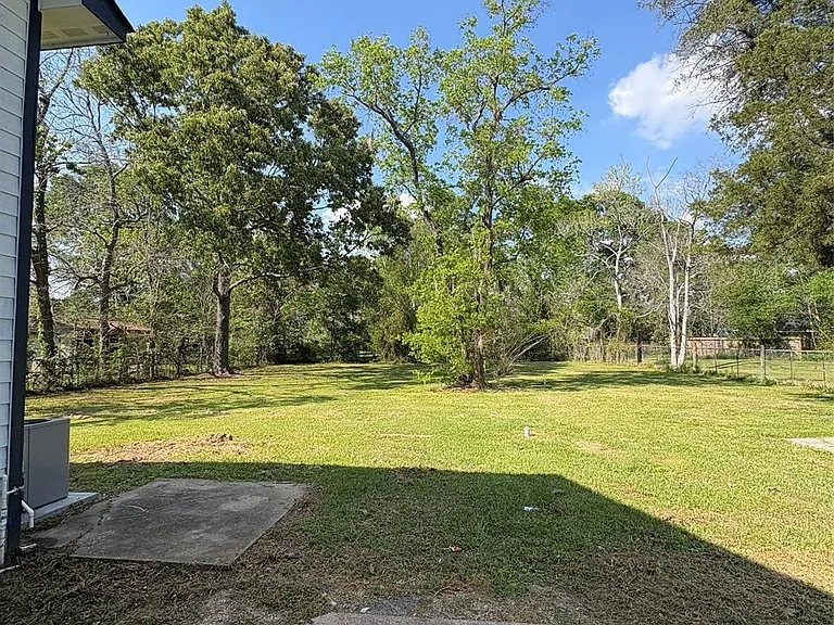 502 Independence St — Photo 31