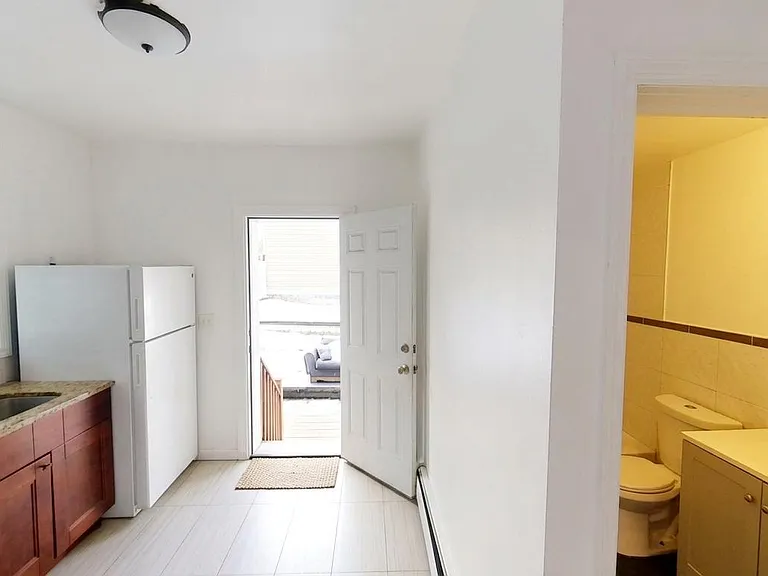 316 Summer Ave #1 — Photo 13
