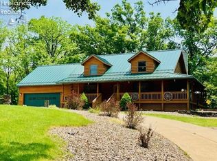 37 State Route 60, New London, OH 44851