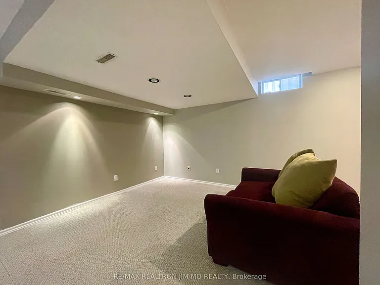 824 College Manor Dr #LOWER — Photo 6