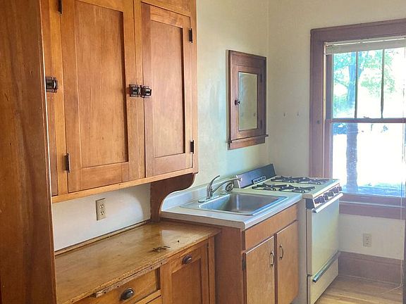 5th image of 1664 Selby Ave #4