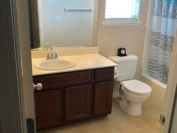 5th image of 107 Talmont Cir