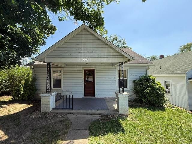 1st image of 1908 1st St