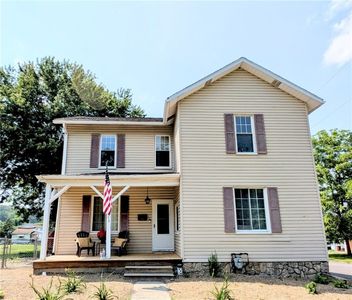 323 E 2nd St, Derry, PA, 15627