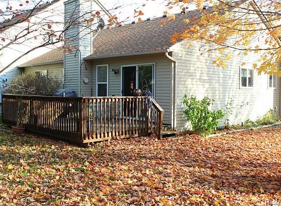 3rd image of 9058 Pine Cove Dr