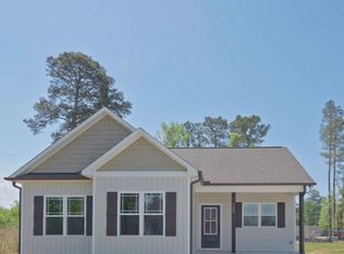 922 Micro Rd W, Selma, NC 27576