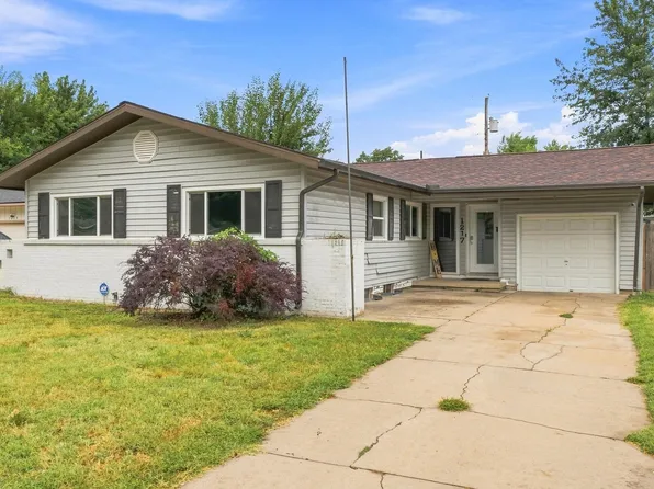 1217 W Dallas St, Wichita, KS 67217