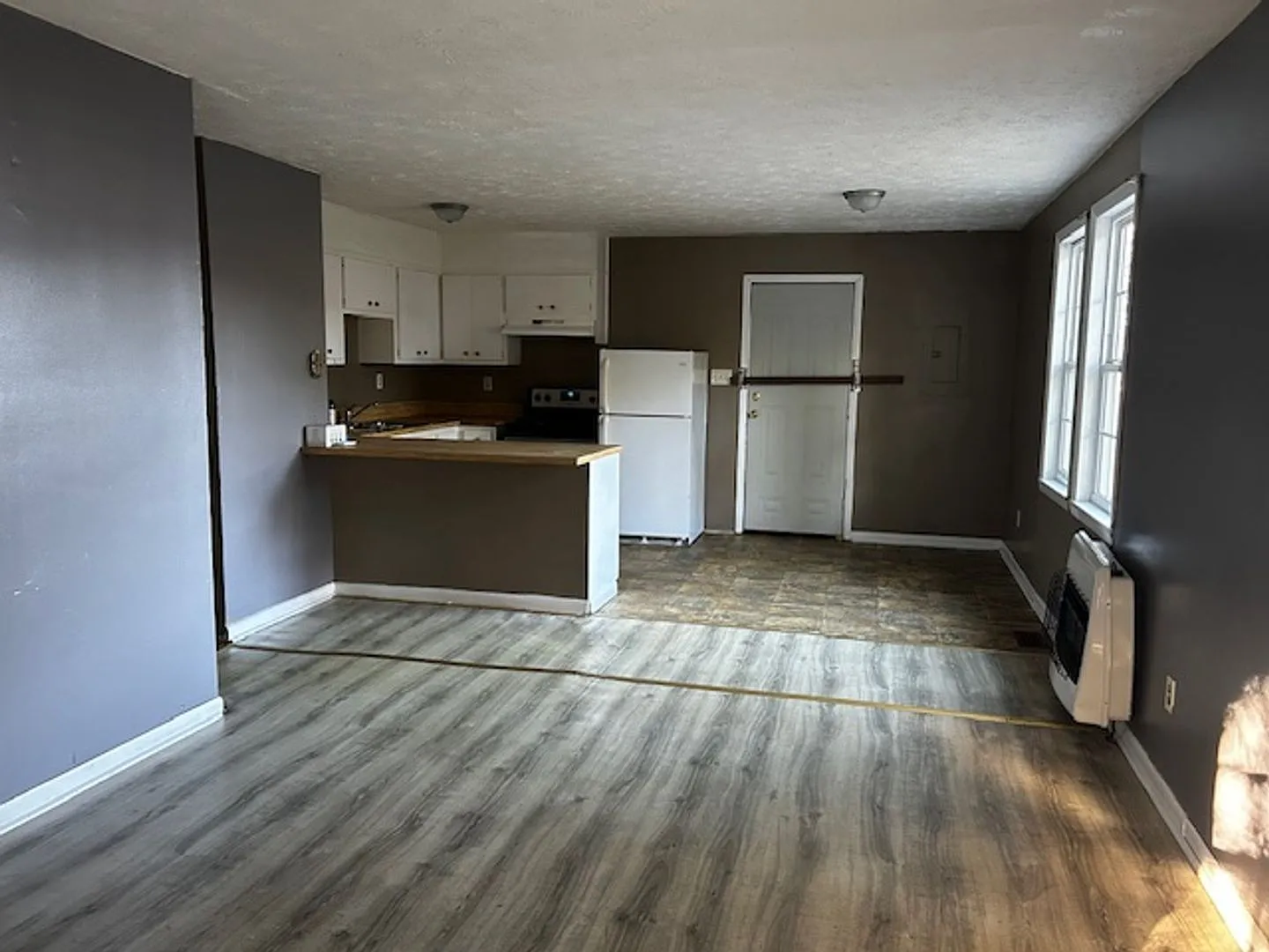 706 Wren Street — Photo 2