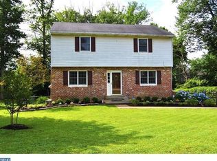 30 Jones Ave, Flourtown, PA 19031