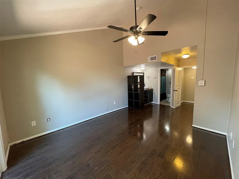 12315 Glenview Dr — Photo 10