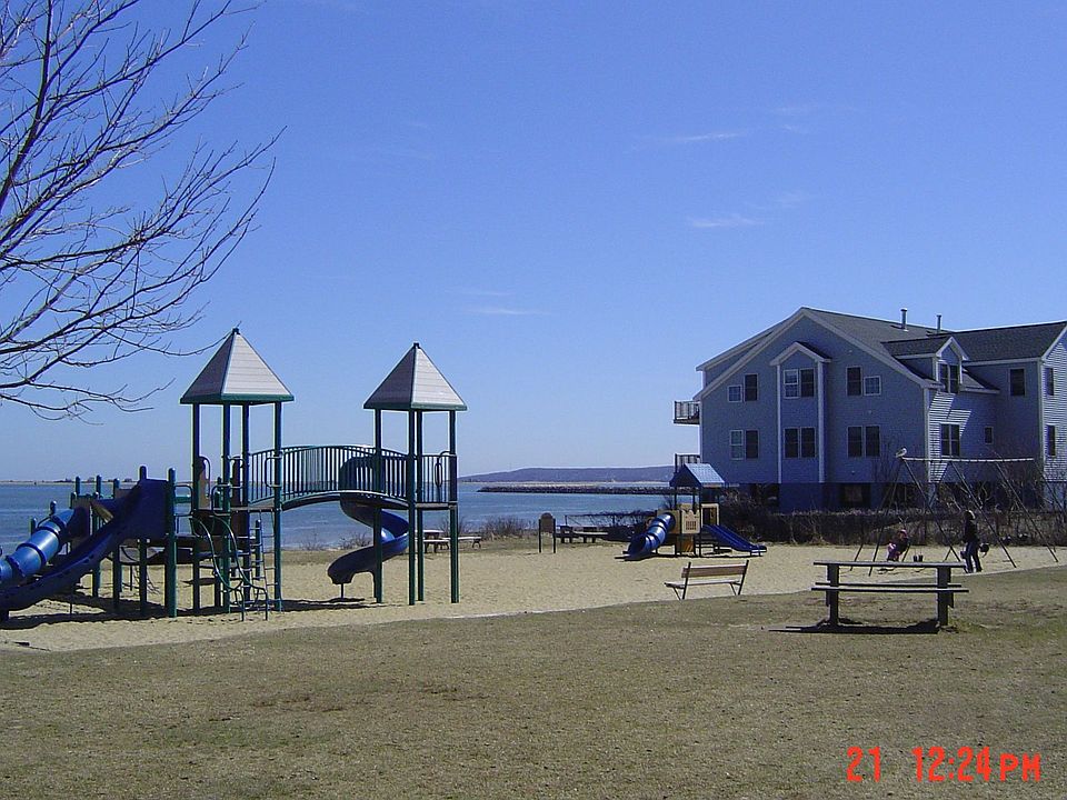 Nelson Park Playground