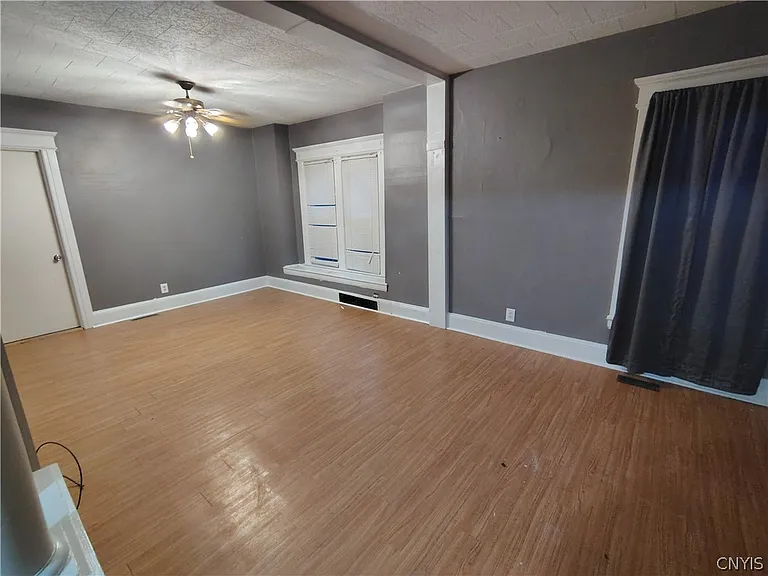 147 E Matson Ave — Photo 3