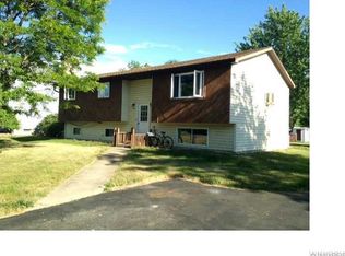 946-48 Pletcher Rd, Youngstown, NY 14174