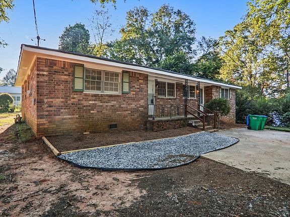 3rd image of 5713 & 5715 Alabama St