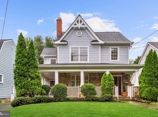 4416 Ridge St, Chevy Chase, MD 20815