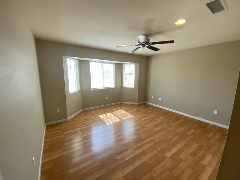 14555 Pawnee Rd — Photo 13