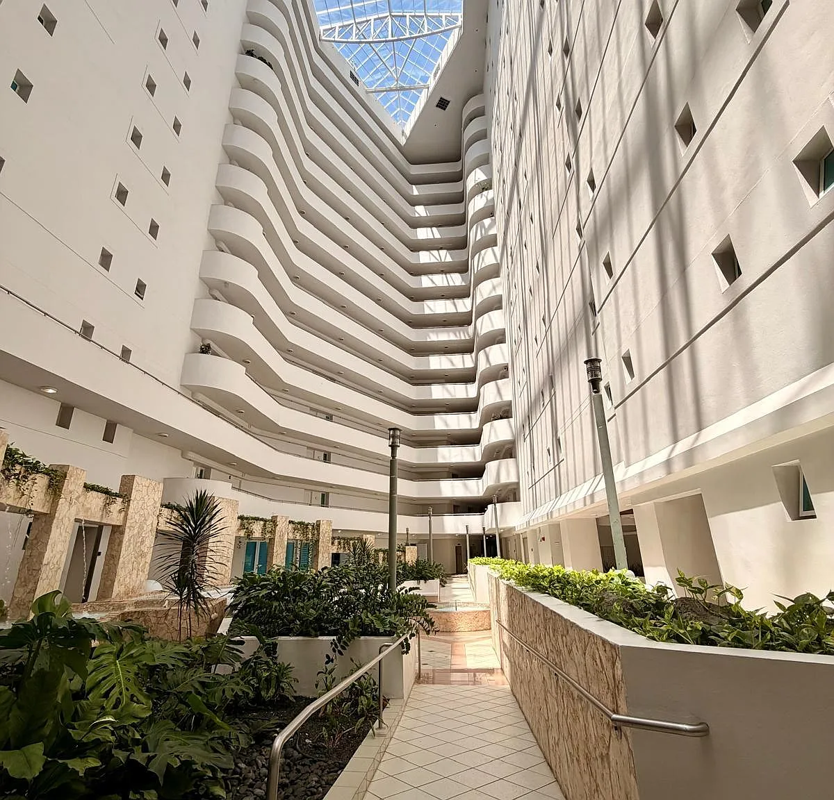 Millenium (Condominio) — Photo 1