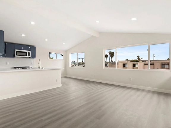 5th image of 4804 Lamont St #1870