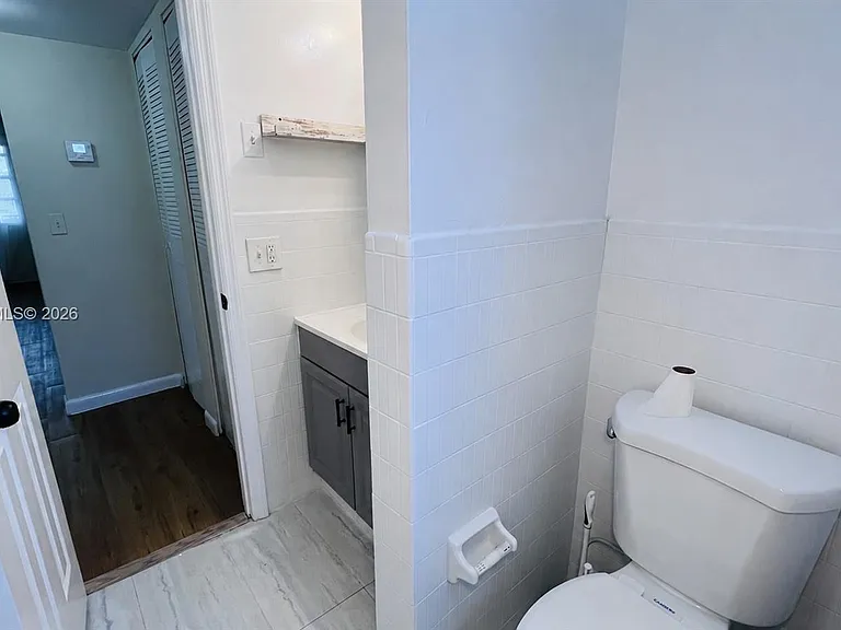 1100 NE 1st Ct #213 — Photo 11