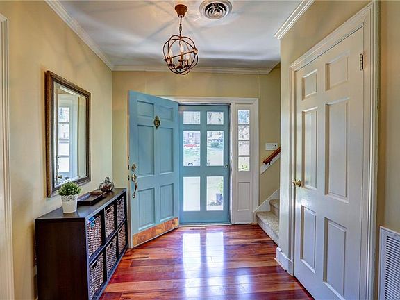4th image of 8524 Sherbrook Ct