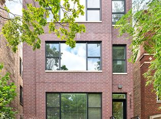 3520 N Bosworth Ave #1, Chicago, IL 60657